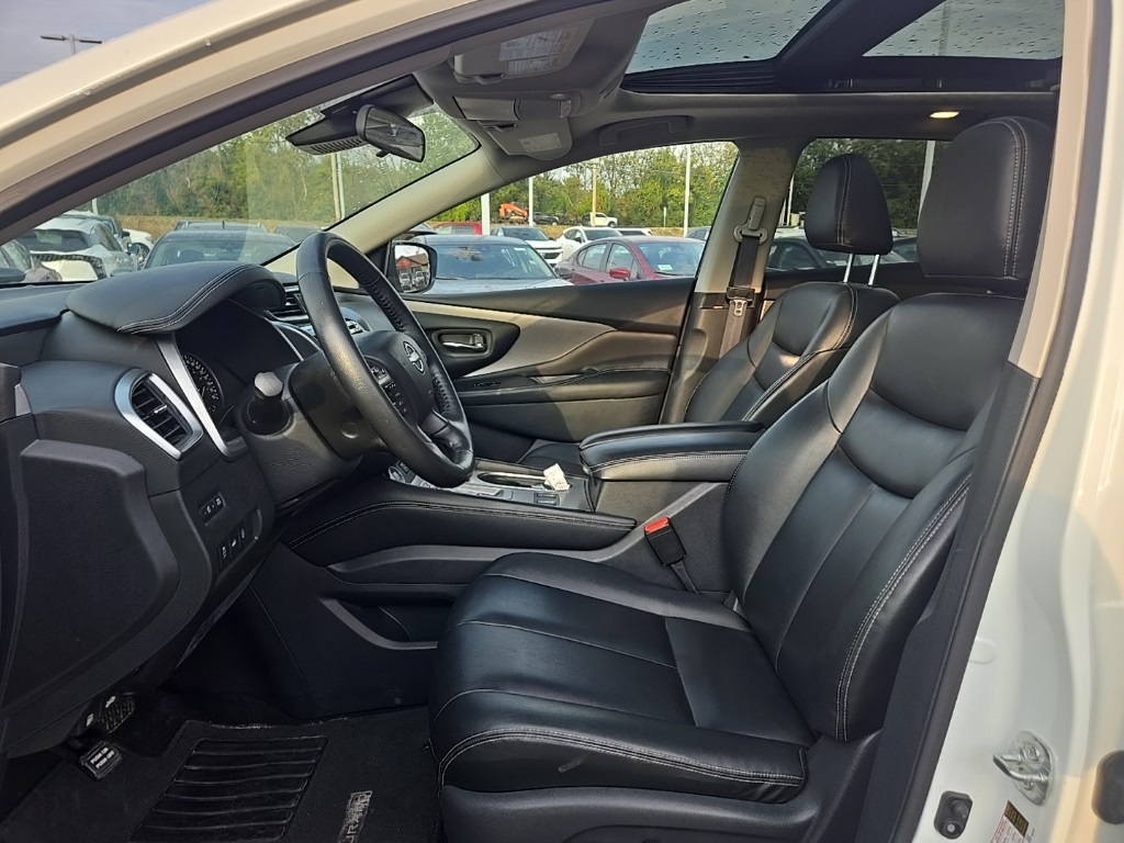 2023 Nissan Murano SV photo 9
