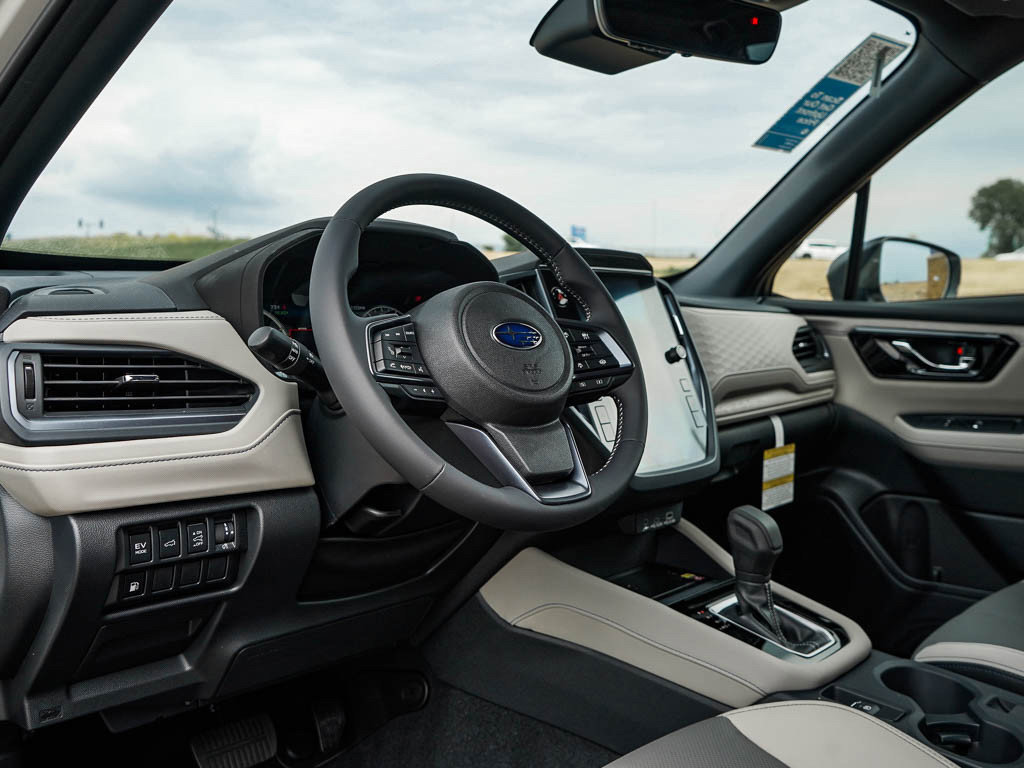 2025 Subaru Forester Limited photo 16