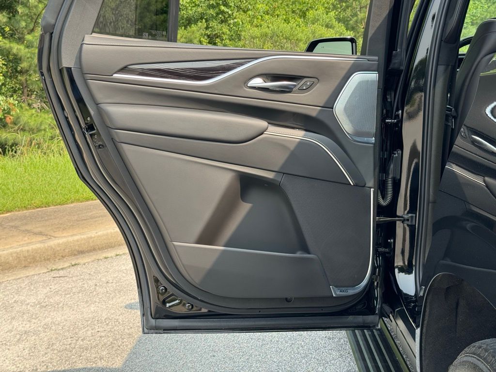 2023 Cadillac Escalade V-Series photo 22