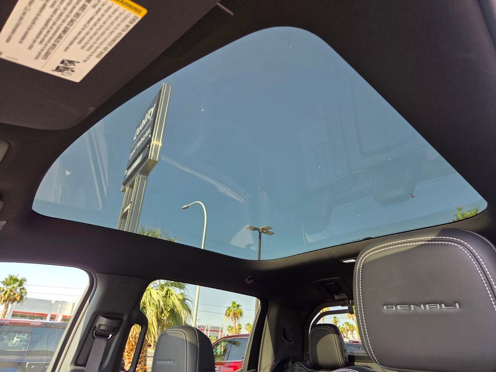 2025 Gmc Sierra EV Denali photo 6