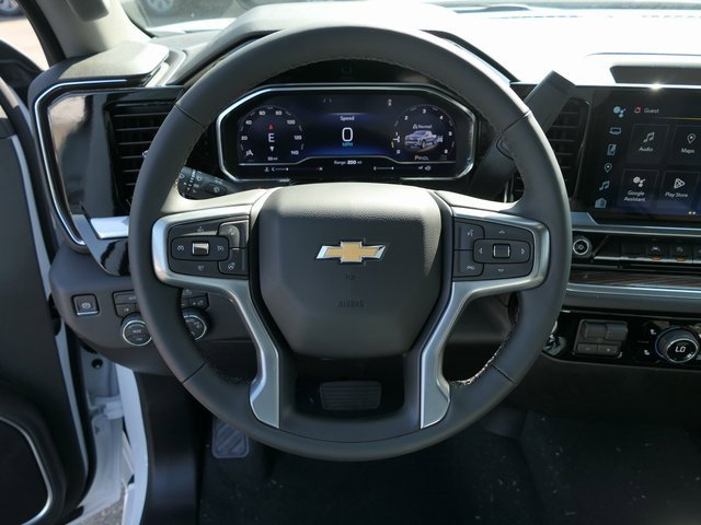 2025 Chevrolet Silverado 1500 LT photo 17