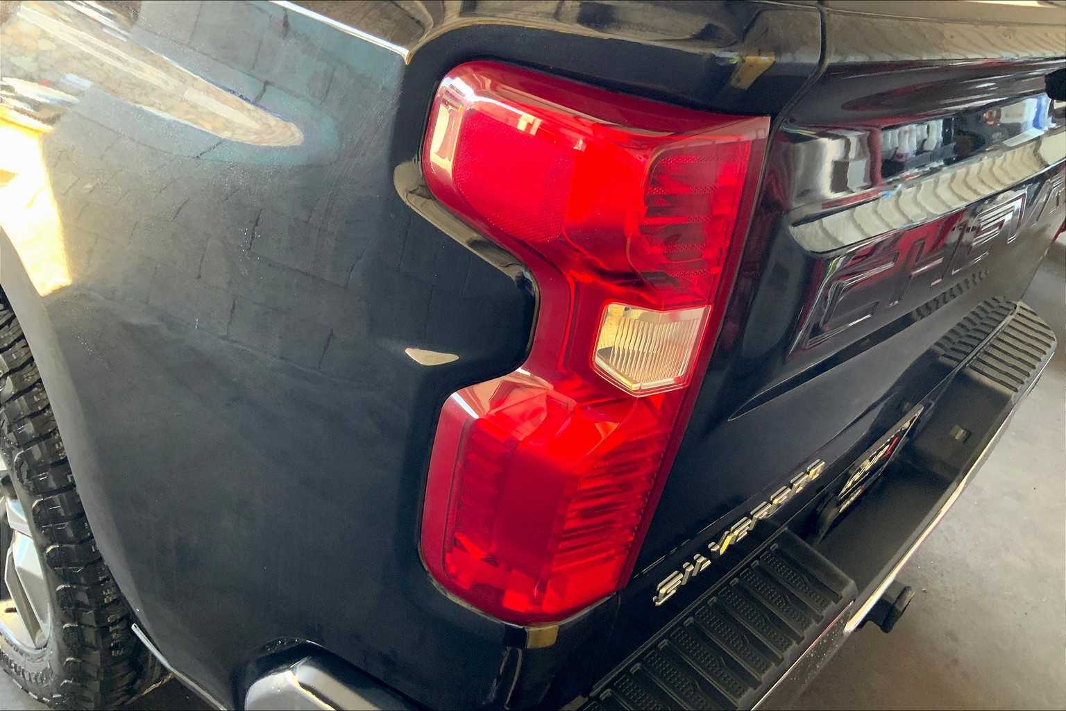 2022 Chevrolet Silverado 1500 LT photo 26