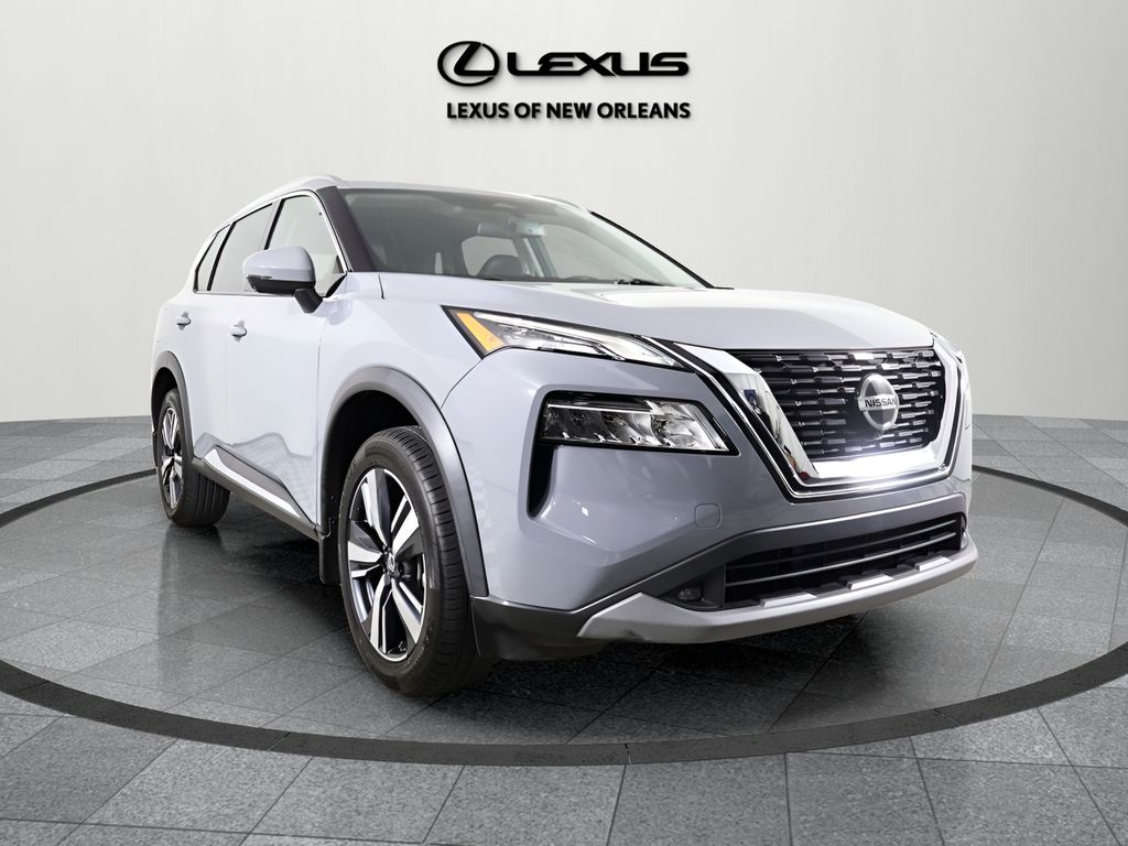 2021 Nissan Rogue SL's photo