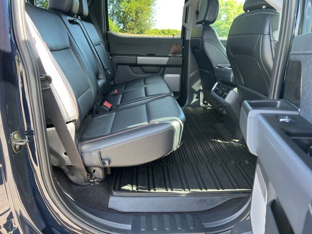 2023 Ford F-150 Lariat photo 34