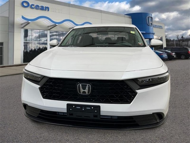 2025 Honda Accord LX photo 7