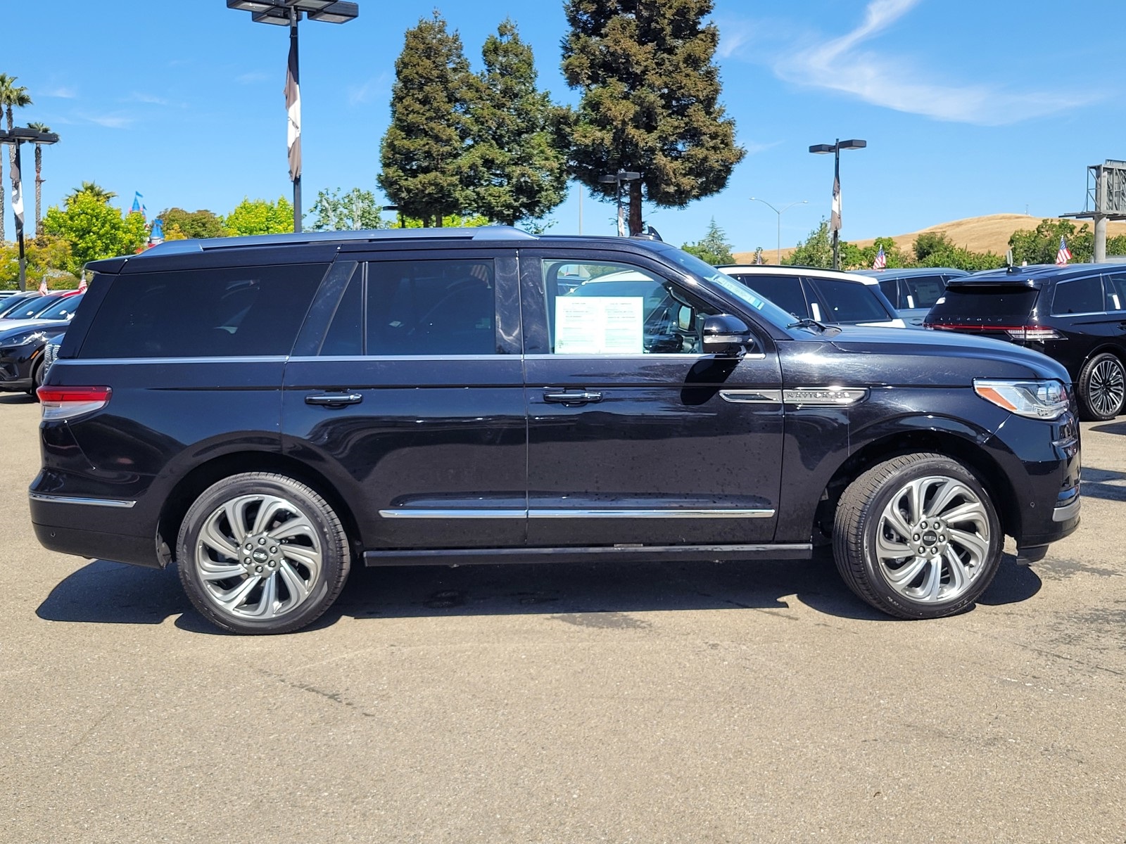 2023 Lincoln Navigator Reserve photo 4