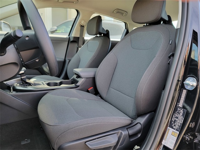 2025 Kia K4 LX photo 11