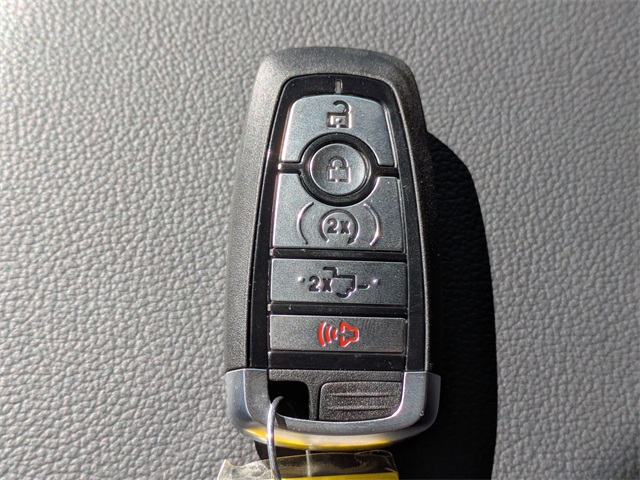 2025 Ford F-250 Lariat photo 30
