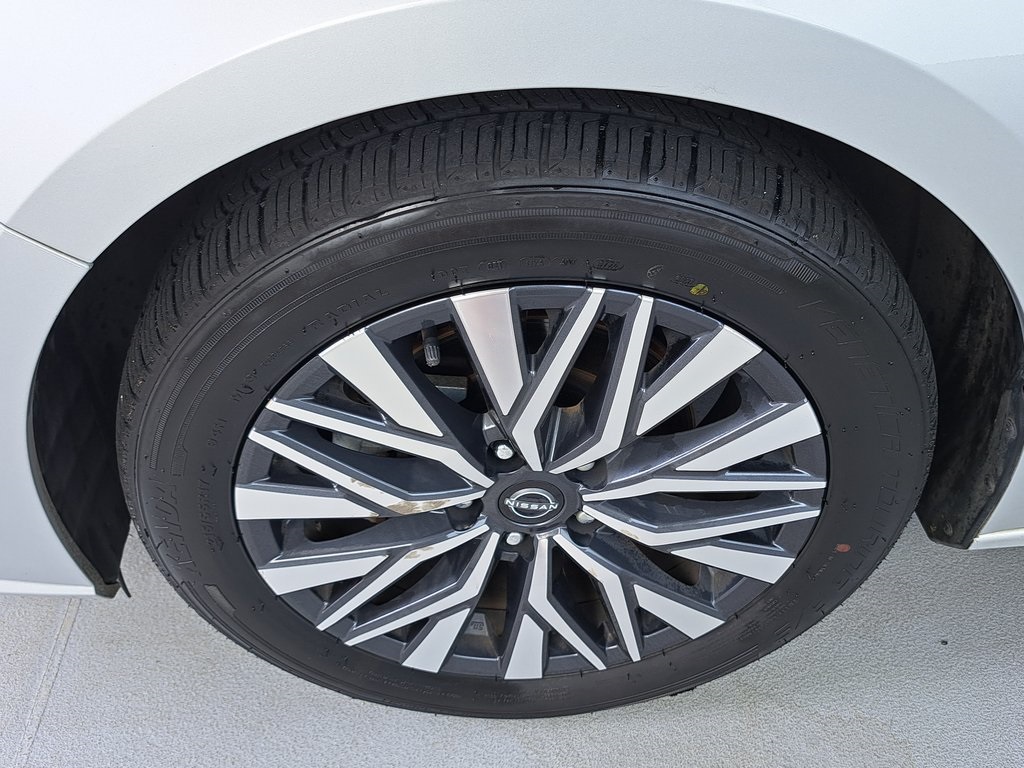 2024 Nissan Altima 2.5 SV photo 26
