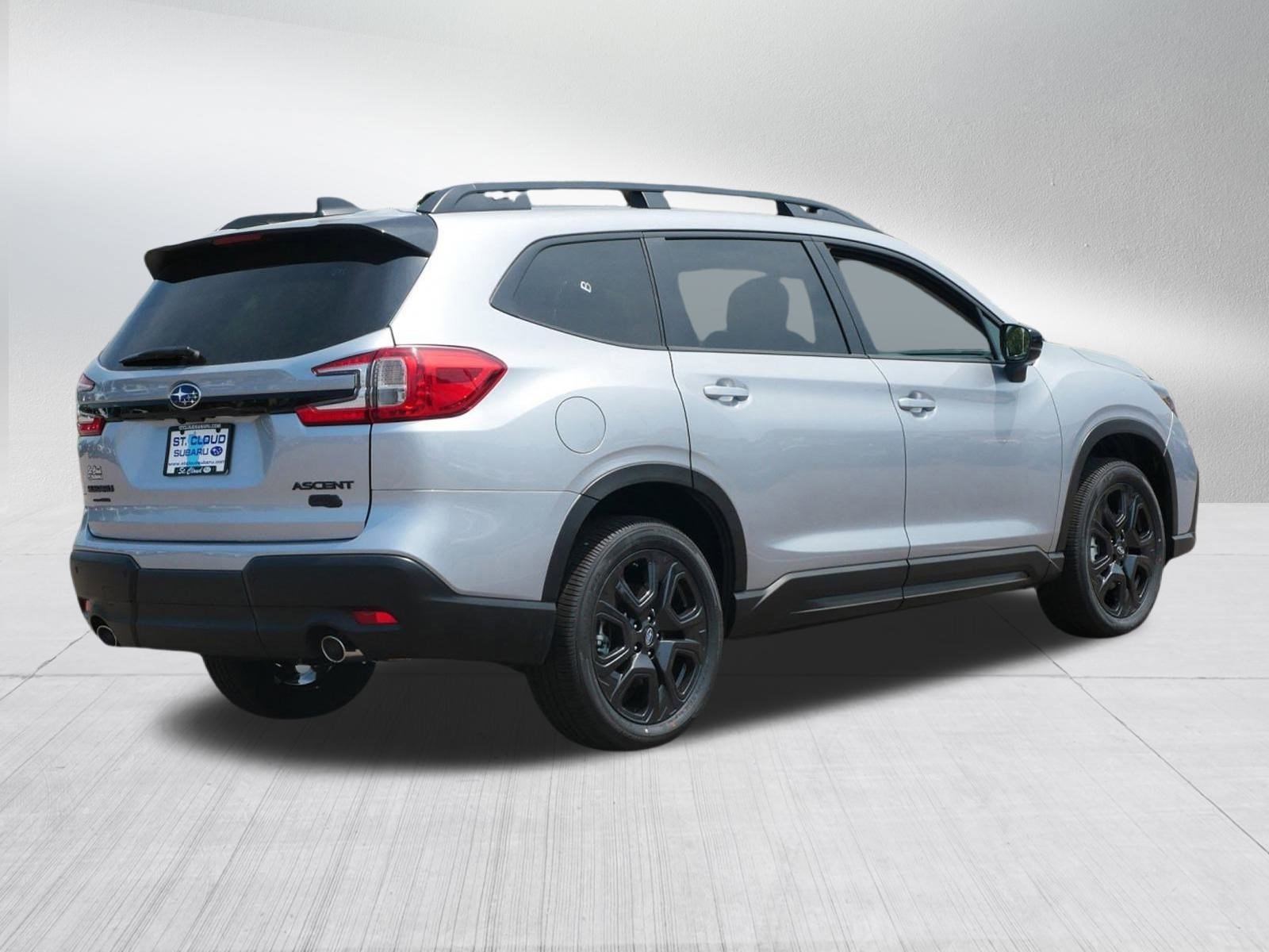 2025 Subaru Ascent Onyx Edition photo 3