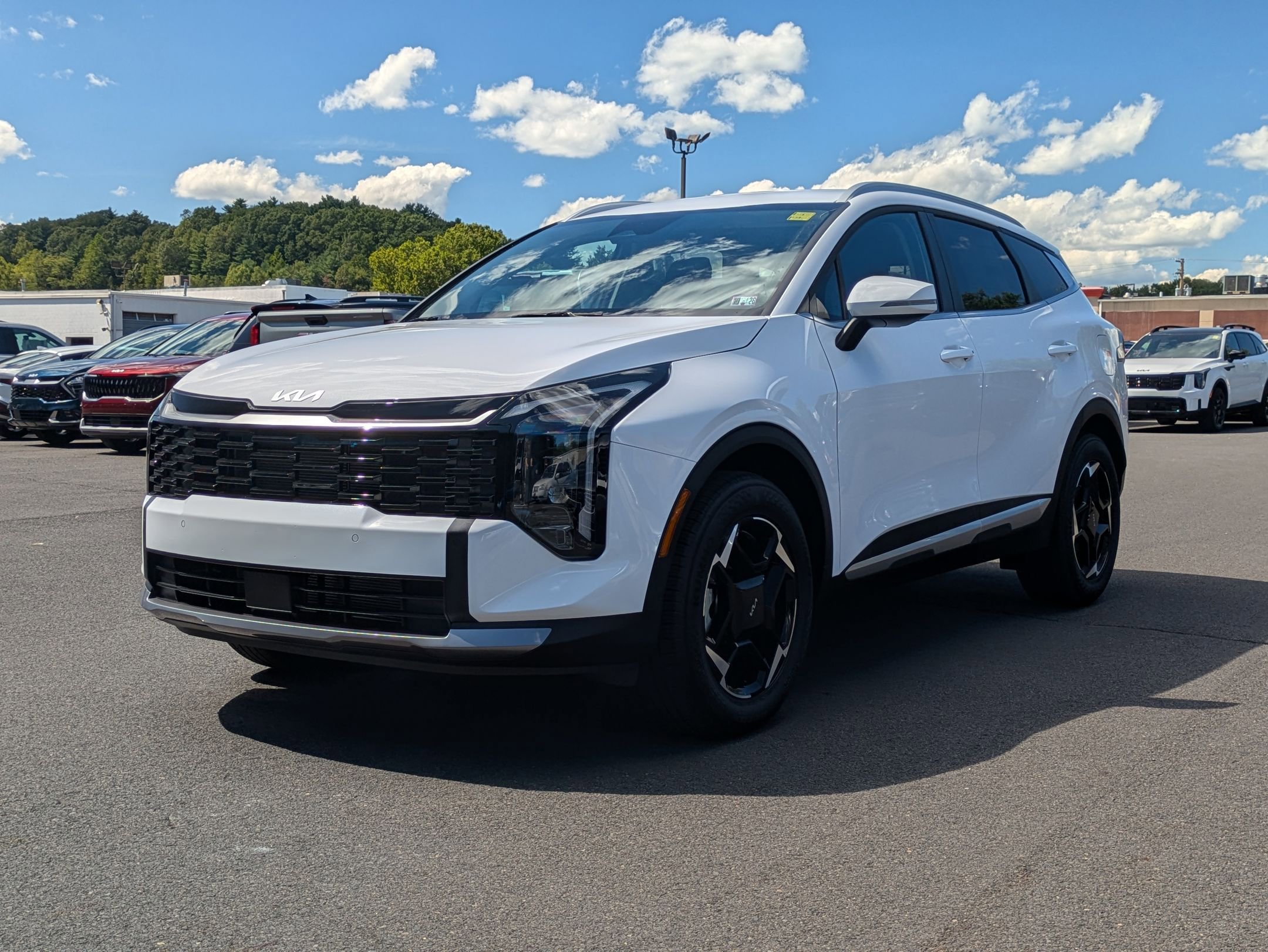 2026 Kia Sportage EX photo 3
