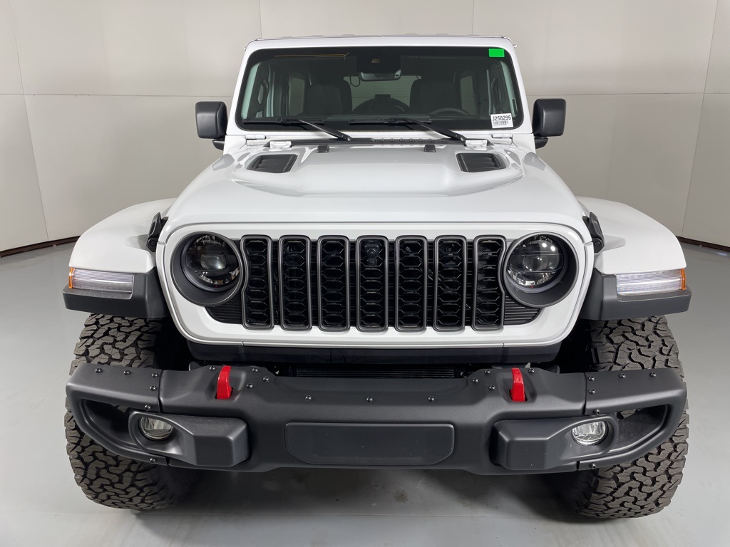2025 Jeep Wrangler Rubicon X photo 3