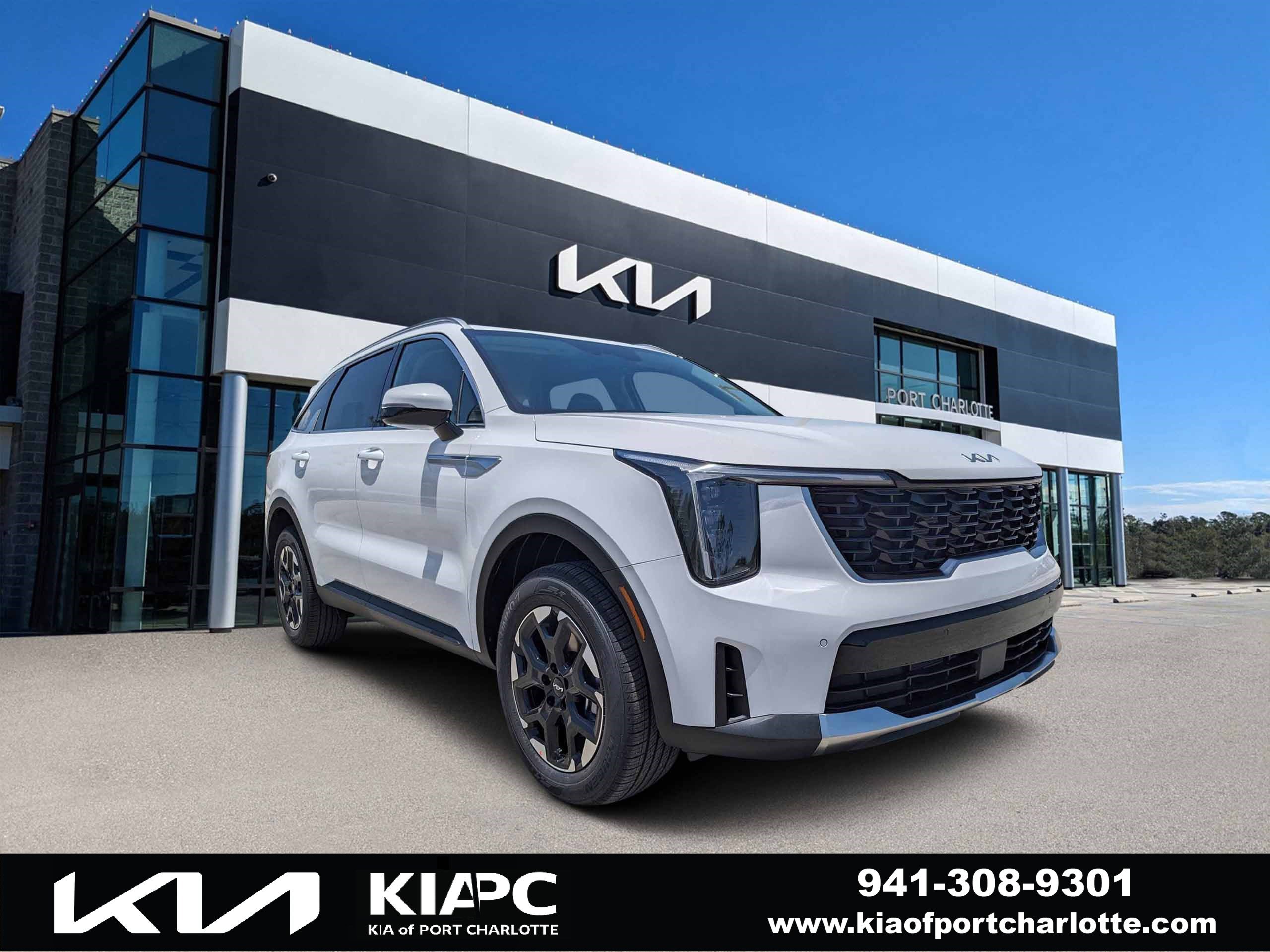 2025 Kia Sorento S's photo