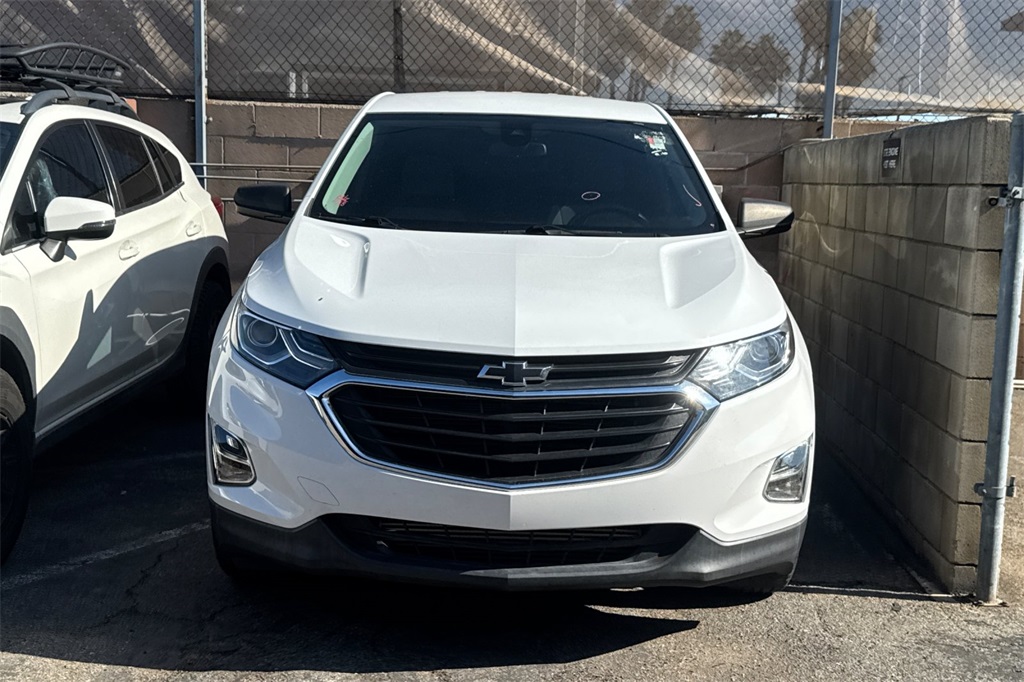 2020 Chevrolet Equinox LS photo 3