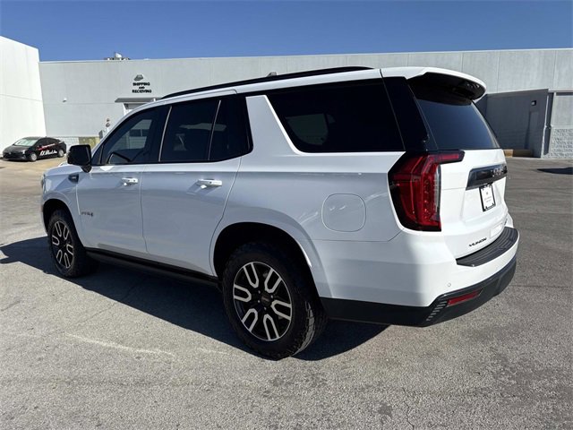 2021 Gmc Yukon AT4 photo 2