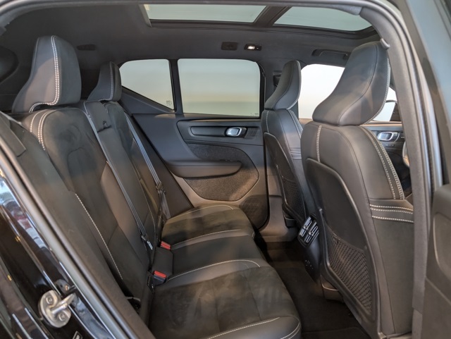 2023 Volvo XC40 Recharge Ultimate photo 28