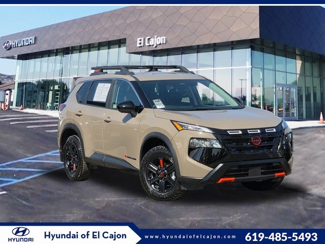 2025 Nissan Rogue Rock Creek's photo