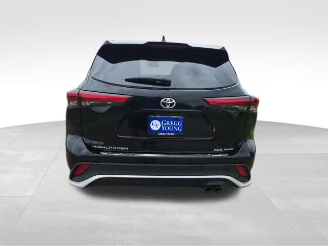 2022 Toyota Highlander XSE Sport photo 4