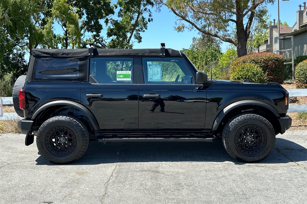 2022 Ford Bronco Base Big Bend Black Diamond Outer Banks photo 3