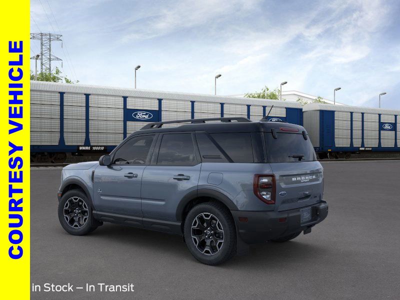 2025 Ford Bronco Sport Outer Banks photo 3