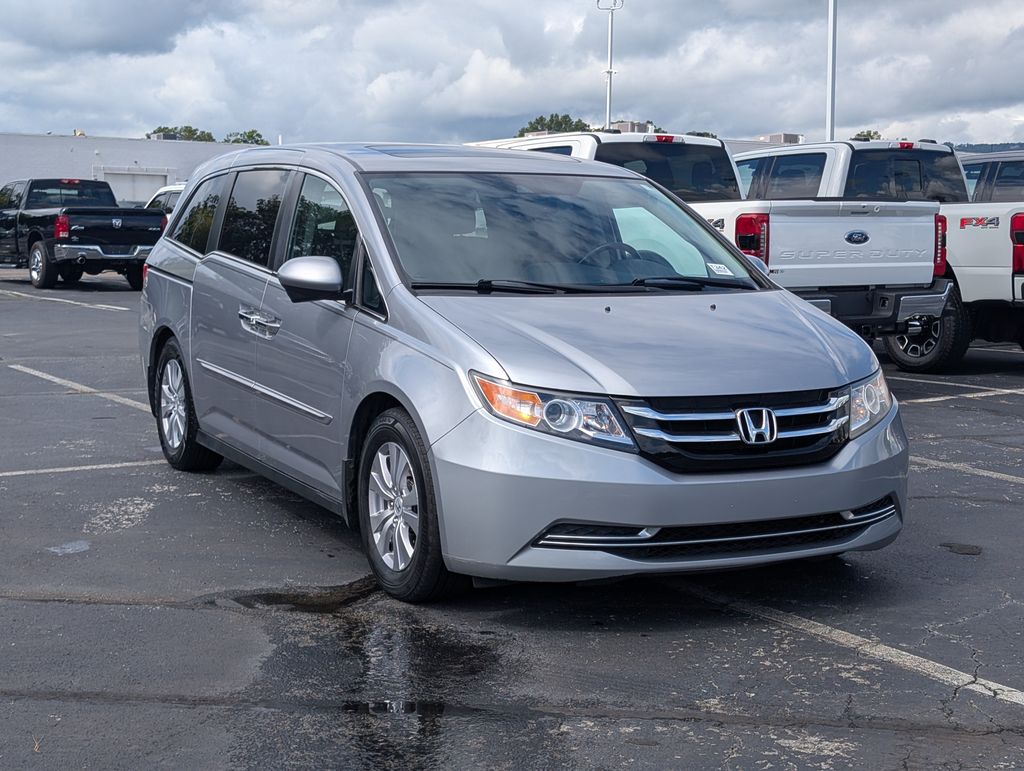 2016 Honda Odyssey EX-L photo 2