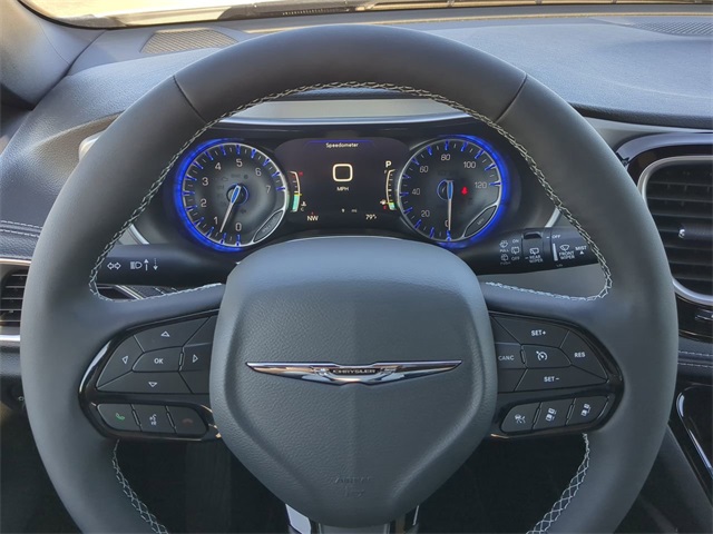 2026 Chrysler Pacifica Limited photo 24