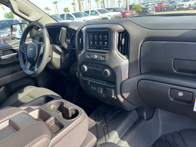 2026 Chevrolet Silverado 1500 Custom photo 17