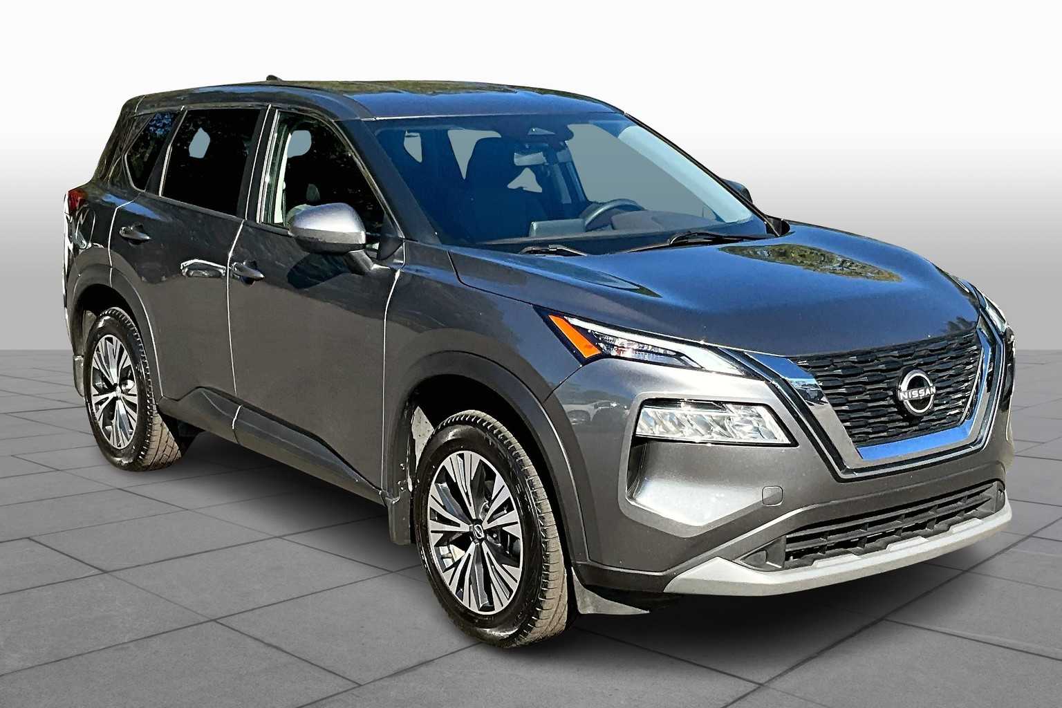 2023 Nissan Rogue SV photo 2