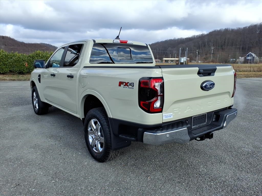 2025 Ford Ranger XLT photo 3