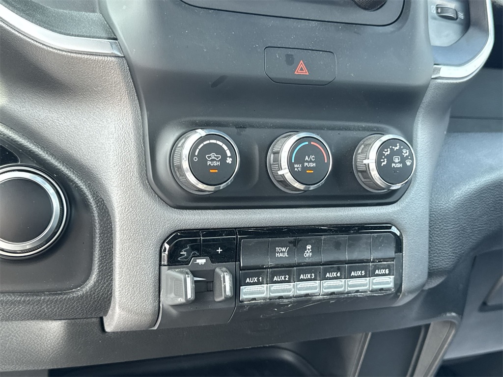 2024 Ram 2500 Big Horn photo 24