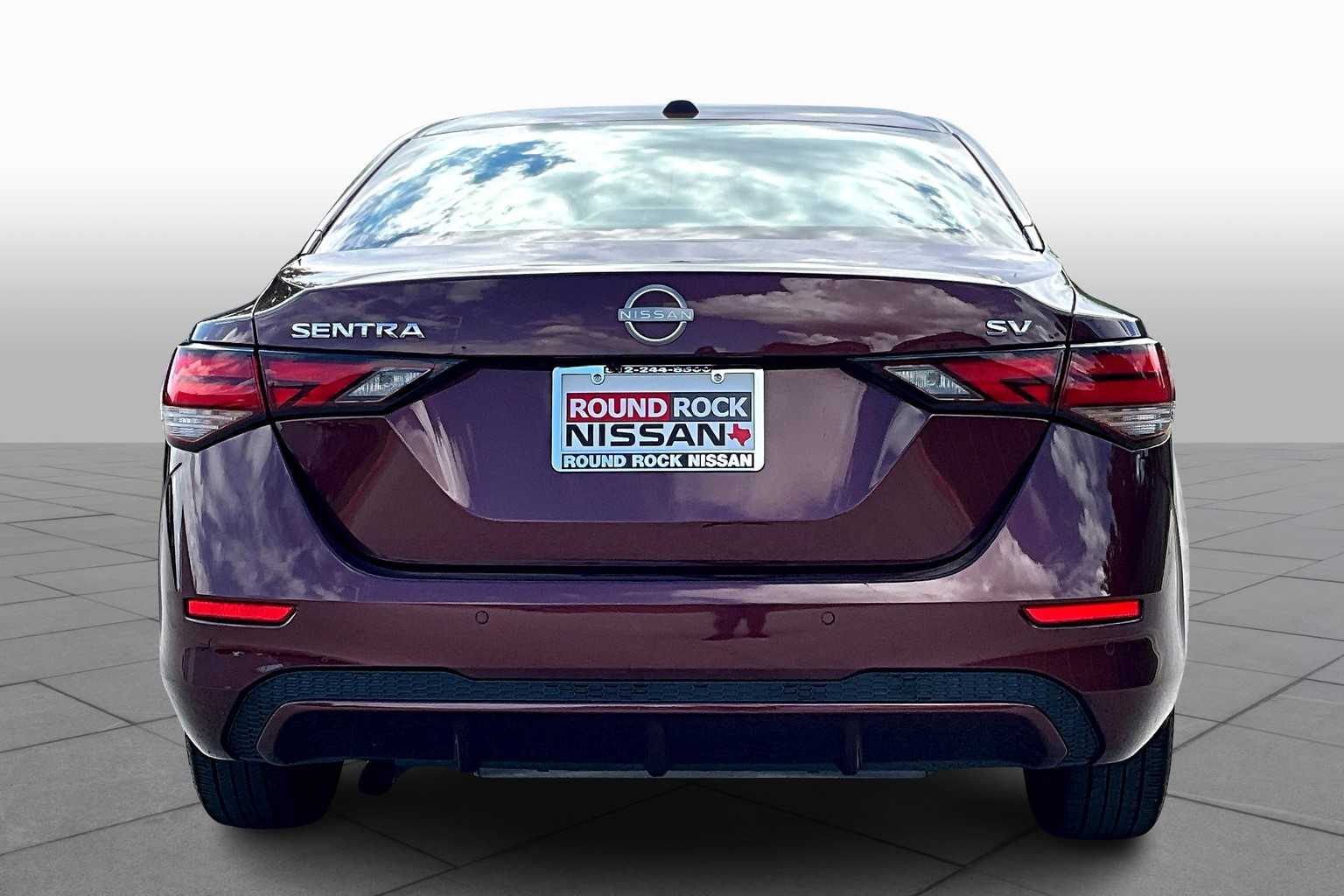 2024 Nissan Sentra SV photo 4