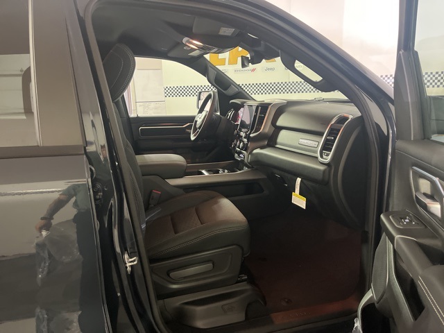 2025 Ram 1500 Big Horn photo 27