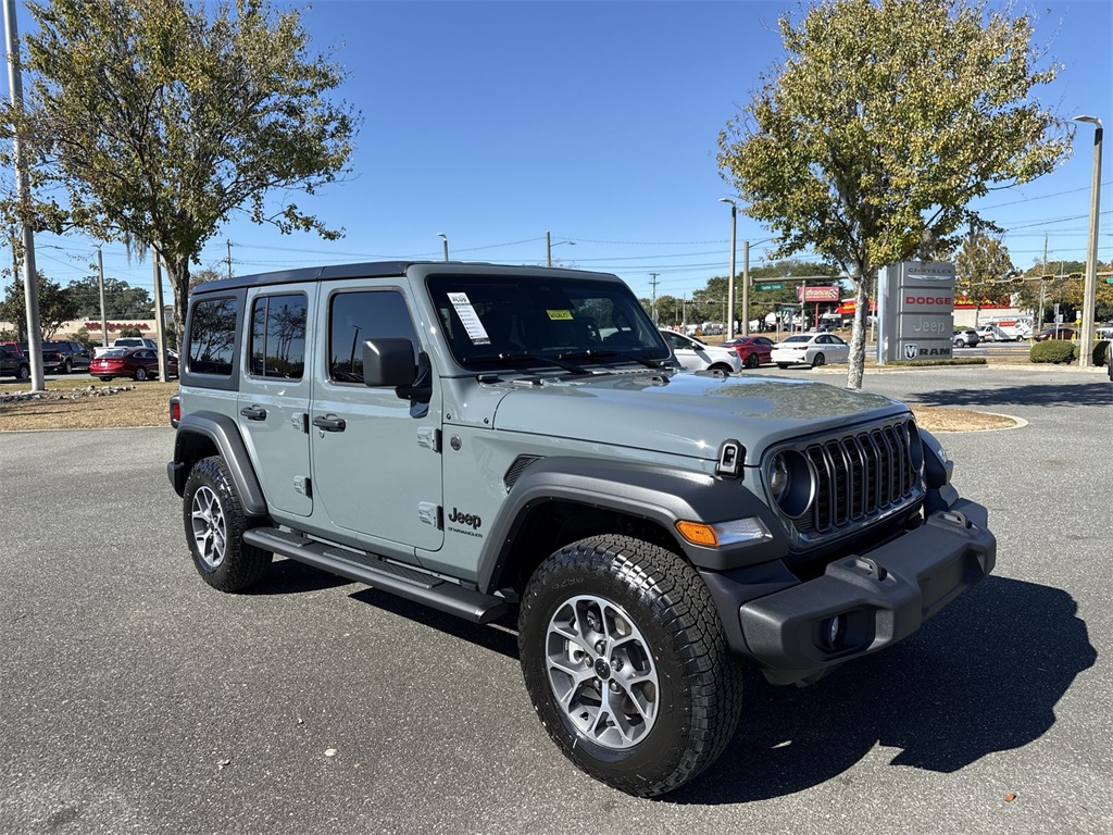 2026 Jeep Wrangler 4-Door Sport S's photo