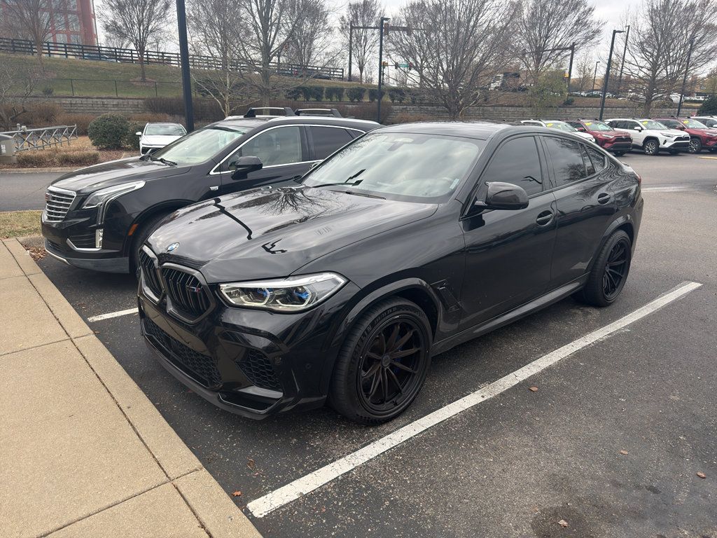 2021 BMW X6 M Base's photo