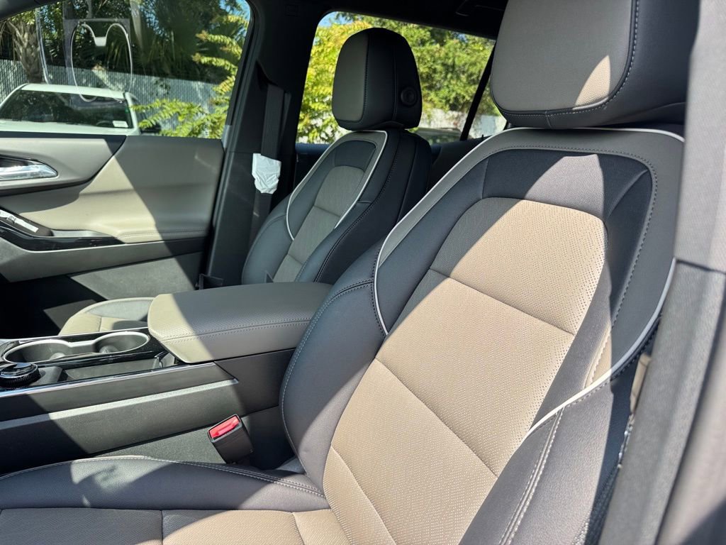 2026 Chevrolet Equinox LT photo 23