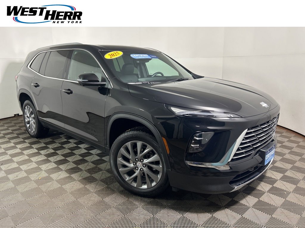 2025 Buick Enclave Preferred's photo