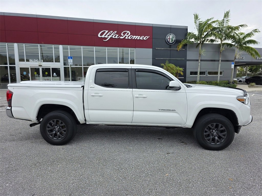 2021 Toyota Tacoma SR5 Double Cab V6 photo 3