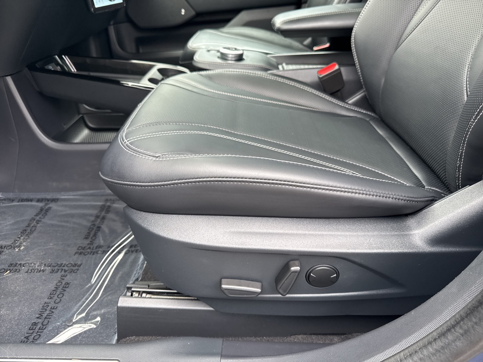 2021 Ford Mustang Mach-E Premium photo 35