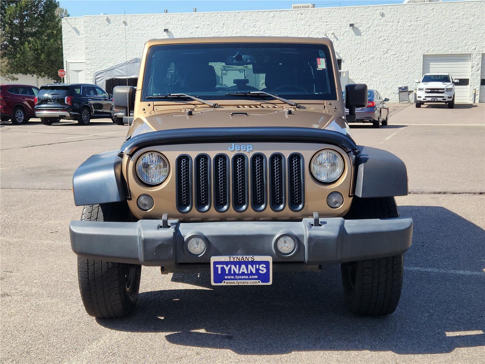2015 Jeep Wrangler Sahara photo 7