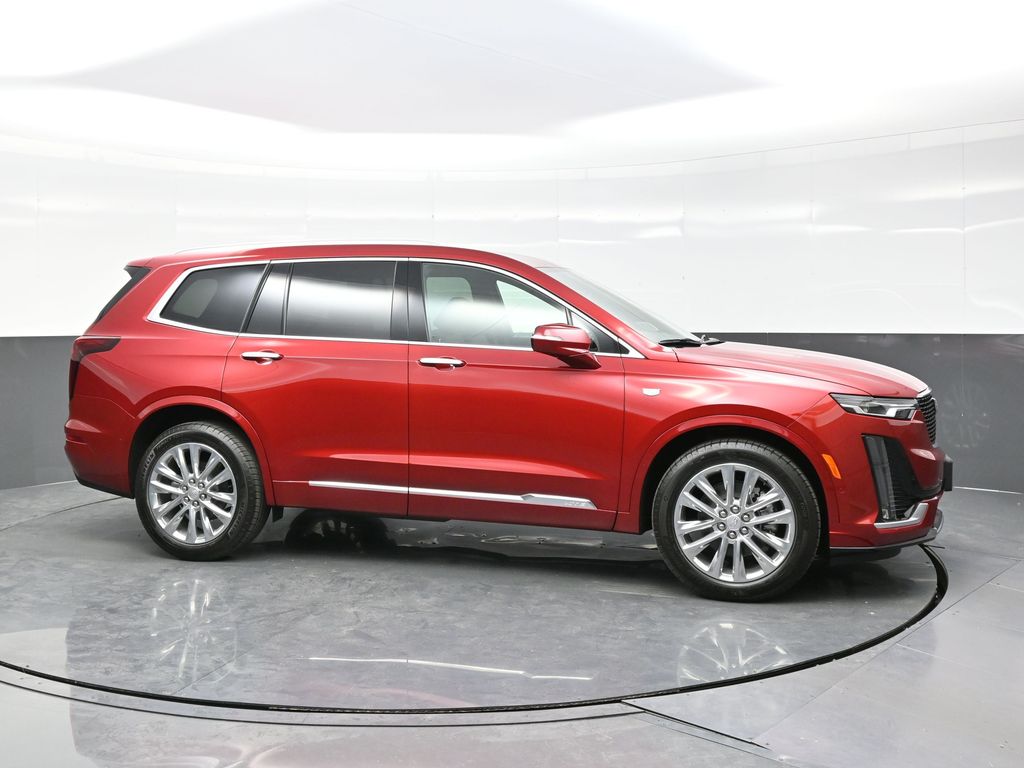 2025 Cadillac XT6 Premium Luxury photo 8