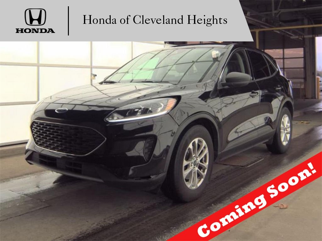 2022 Ford Escape SE's photo