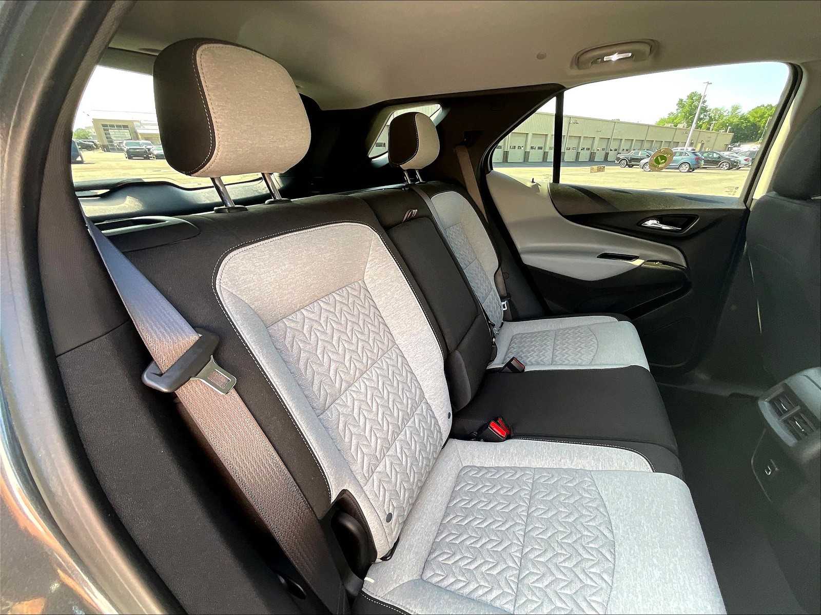 2023 Chevrolet Equinox LT photo 14