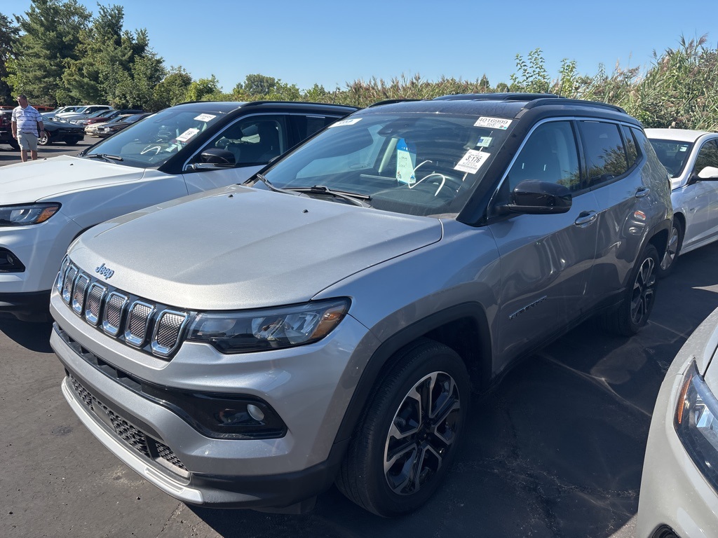 2022 Jeep Compass Limited photo 4