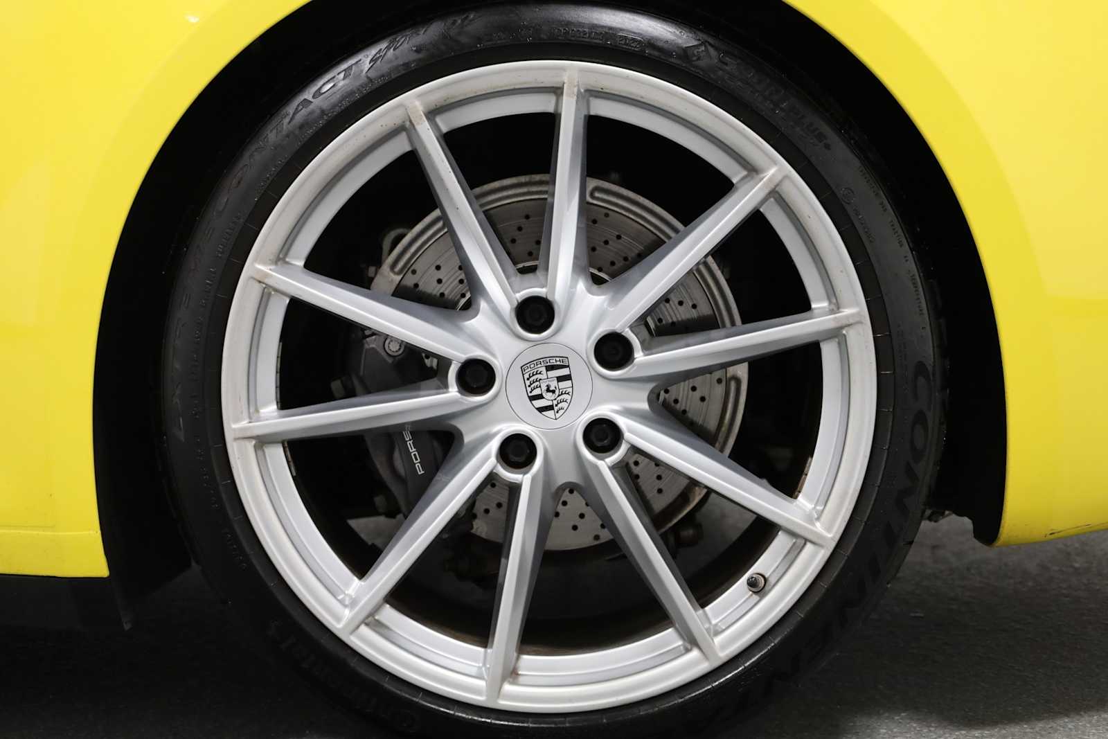 2022 Porsche 911 Cabriolet photo 34