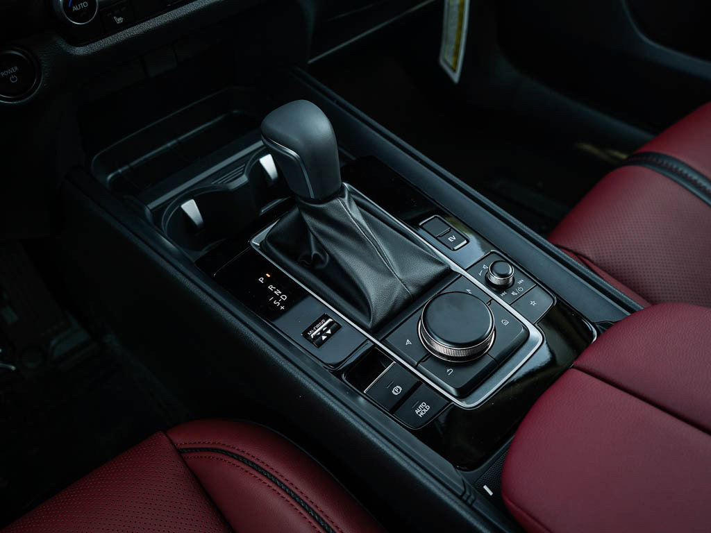 2025 Mazda CX-50 Premium photo 25