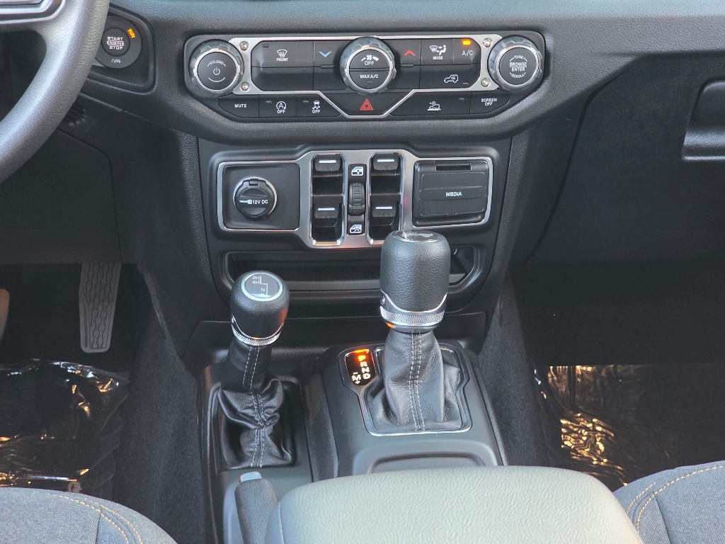 2026 Jeep Wrangler Sport photo 10