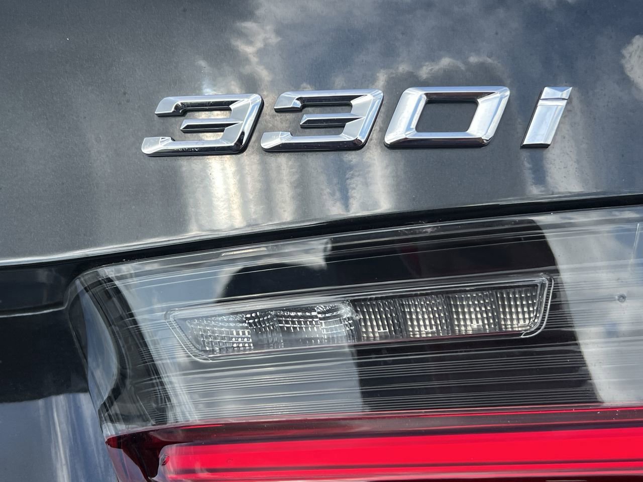 2023 Bmw 330i photo 9