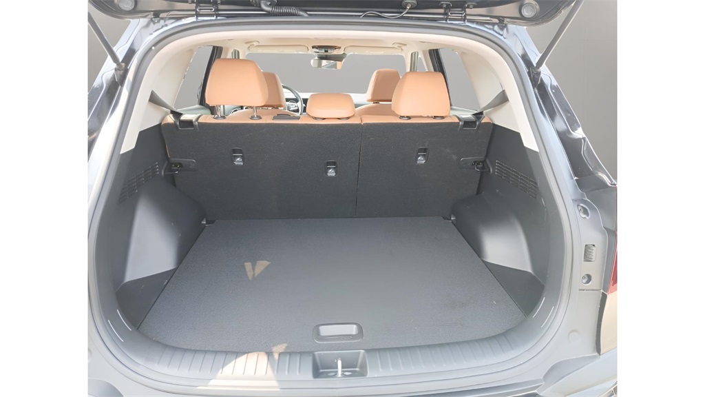 2024 Kia Seltos EX photo 23