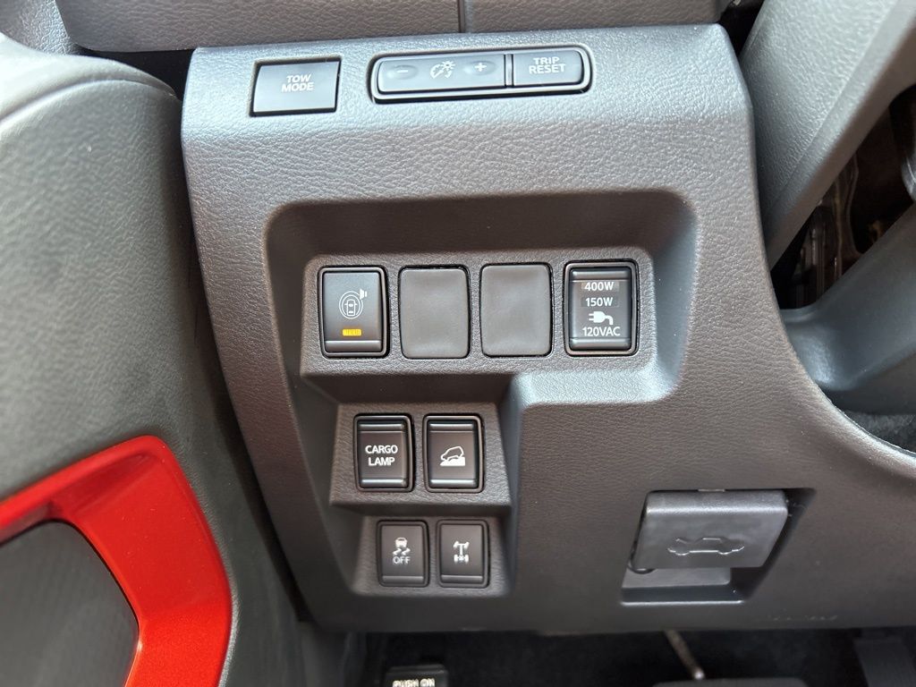 2025 Nissan Frontier PRO-4X photo 24