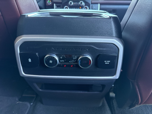 2024 Ford Expedition Limited photo 3